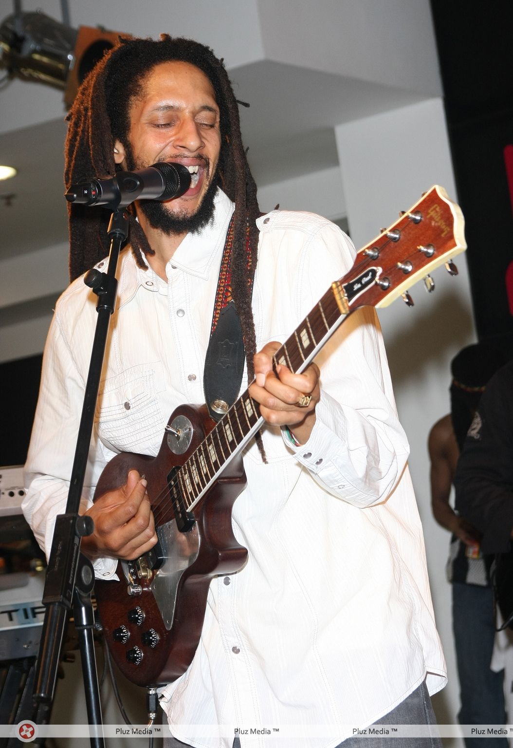 Julian Marley Performing live to promote the new range of headphones | Picture 112598